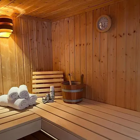 Collina 高恩莱宾